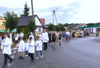  MSZA ŚWIĘTA ZA ZMARŁYCH I PROCESJA RÓŻAŃCOWA NA CMENTARZ 