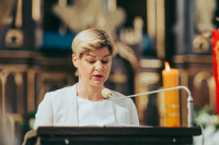  PIERWSZA KOMUNIA ŚWIETA (FOTO: OBSŁUGA UROCZYSTOŚCI) 