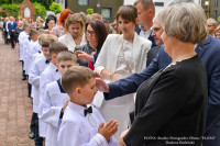  PIERWSZA KOMUNIA ŚWIĘTA  (FOTO:) STUDIO FOTOGRAFII I FILMU "FLESZ" - Dariusz Bieliński 