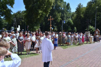  MSZA ŚWIĘTA ZA ZMARŁYCH I PROCESJA RÓŻAŃCOWA NA CMENTARZ 