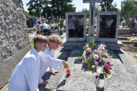  MSZA ŚWIĘTA ZA ZMARŁYCH I PROCESJA RÓŻAŃCOWA NA CMENTARZ 