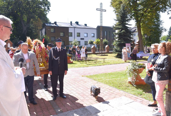 DOŻYNKI PARAFIALNE