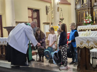 BŁOGOSŁAWIEŃSTWO PRZYBORÓW SZKOLNYCH UCZNIOM KLAS PIERWSZYCH (FOTO: Dorota ANDRUSZKIEWICZ) 